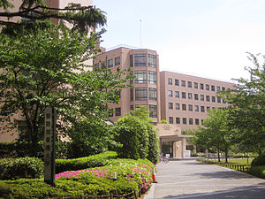 病院　（財）聖路加国際病院（病院）まで494m