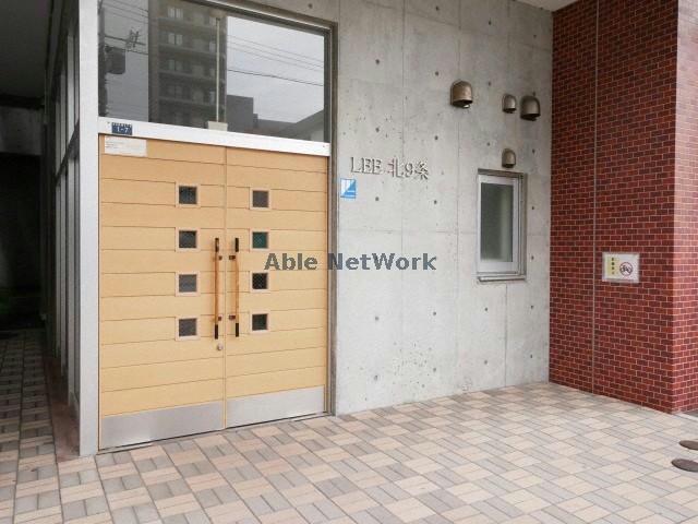 エントランス　エントランス部分
