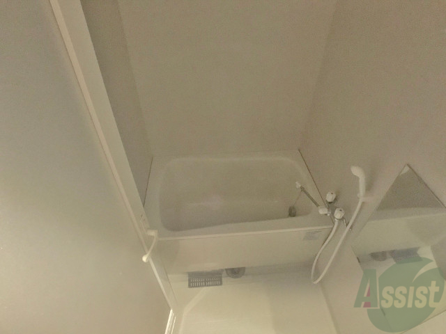 バス・シャワールーム　追い焚きがついているのでいつでも温かいお風呂に入れます。