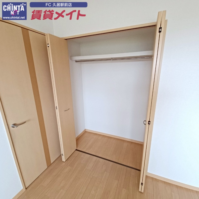 収納　同物件別部屋のお写真です。
