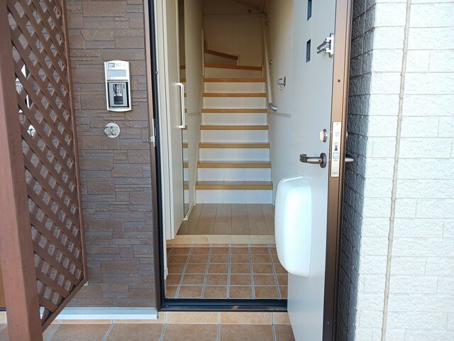 玄関　収納もある玄関です