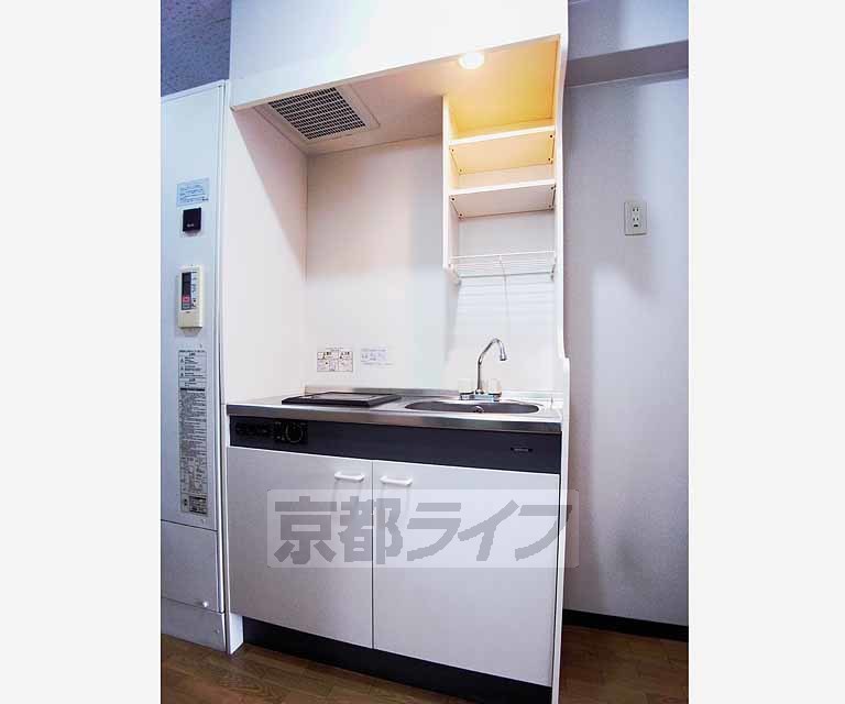 キッチン　・お問合せは京都ライフ出町柳店まで・