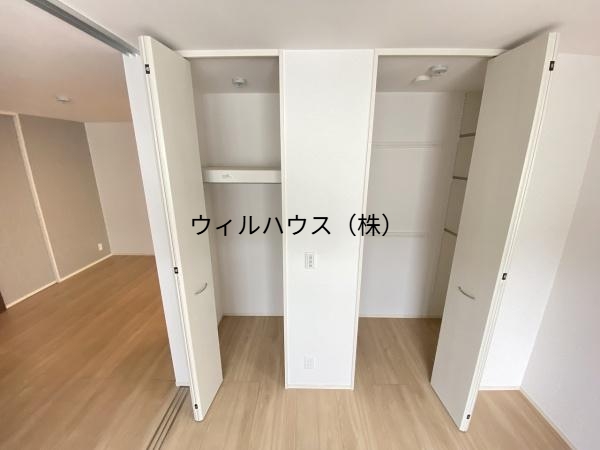 収納　ウォークインクローゼット！