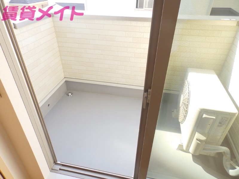 バルコニー　反転タイプ参考写真