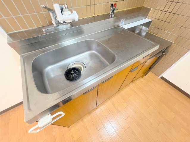 キッチン　あなたの好みに合わせたコンロを置いてくださいね。
