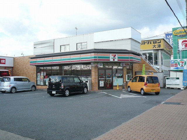 コンビニ　セブンイレブン 大津木下町店（コンビニ）まで560m