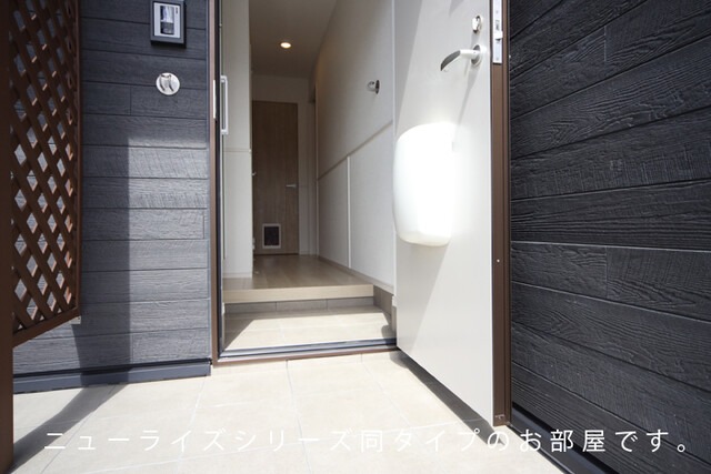 玄関　図面と現状に相違がある場合には現状を優先