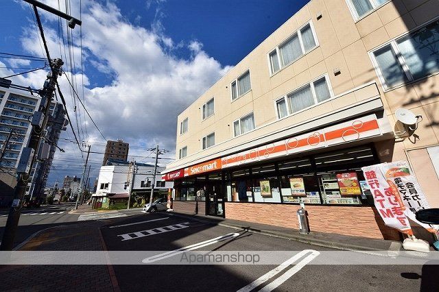 コンビニ　セイコーマート美園駅前（コンビニ）まで160m