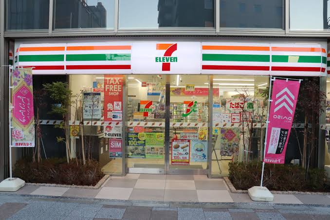 コンビニ　セブンイレブン台東2丁目店（コンビニ）まで111m