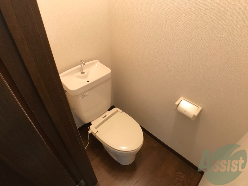 トイレ　トイレはシンプルかつオーソドックスで使いやすいです。