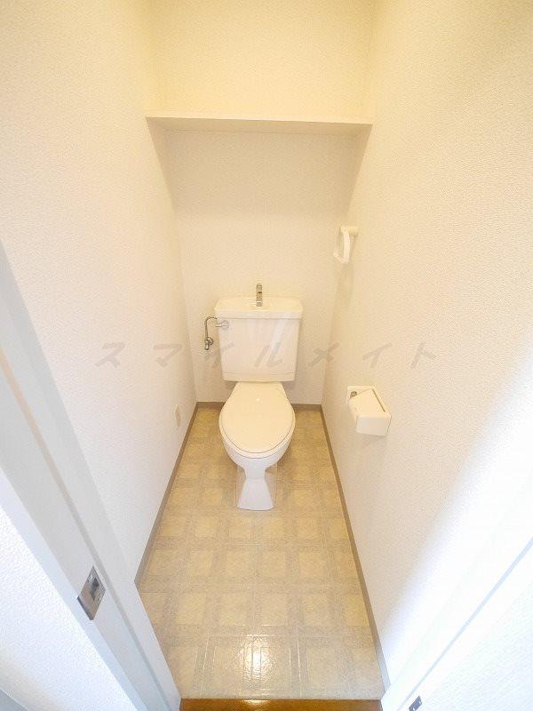 メゾンカワベのトイレ写真