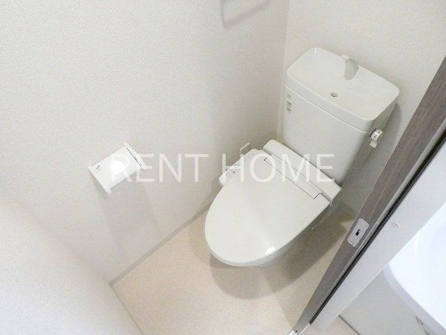 トイレ　ウォシュレット付き