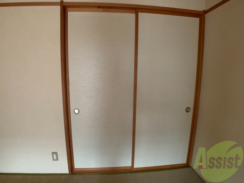 収納　収納はこちらの和室をお使いください。