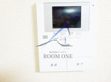 セキュリティ　モニター付きインターホンです。