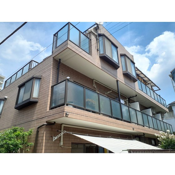 建物外観　周囲は閑静な住宅街です