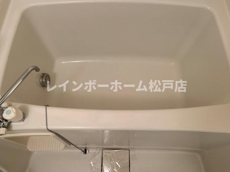 バス・シャワールーム　日々の疲れを癒すお風呂付です