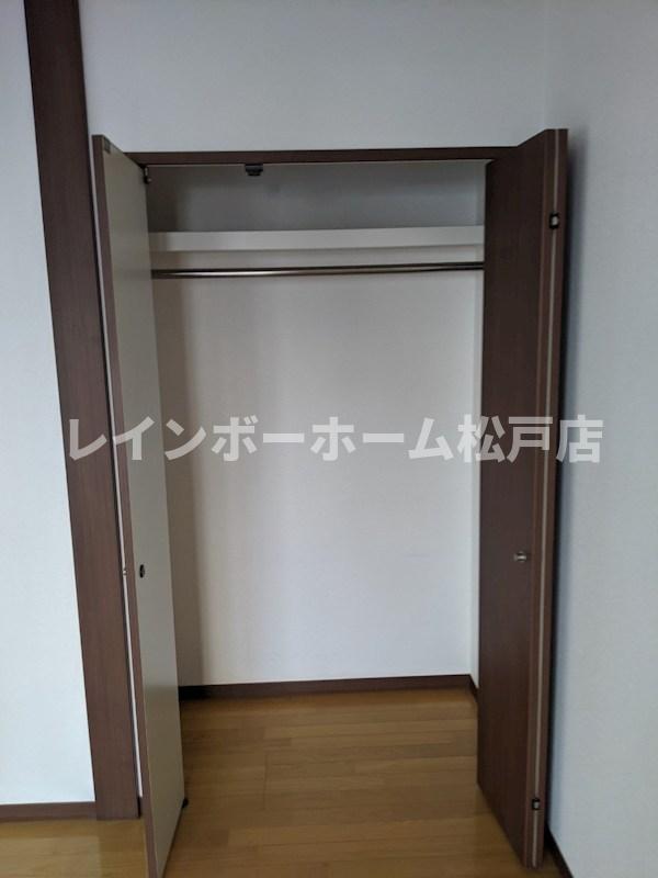 収納　たっぷりとした収納スペースです