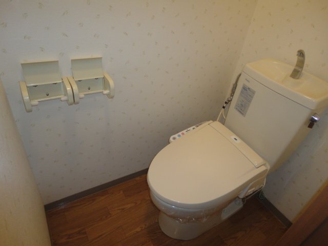トイレ　シャワー付きトイレ