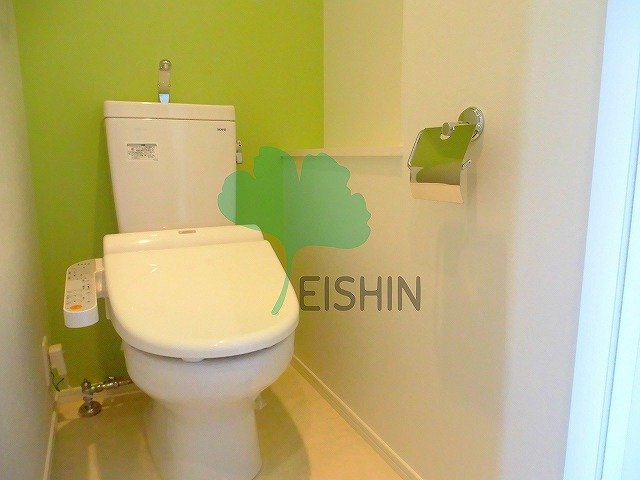トイレ　清潔感のあるトイレです。