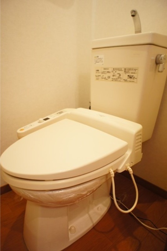 トイレ　図面と現状に相違がある場合には現状を優先