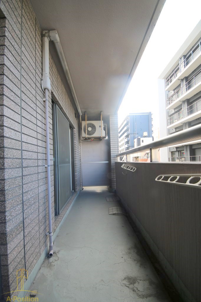 バルコニー　ポム・ド・パン松屋町