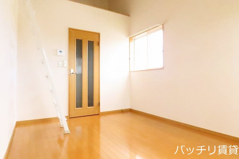 居室・リビング　画像は同シリーズ参考画像の為、現況を優先いたします。