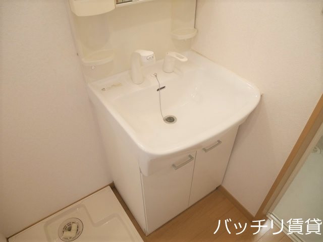 洗面設備　画像は同シリーズ参考画像の為、現況を優先いたします。