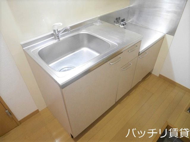 キッチン　画像は同シリーズ参考画像の為、現況を優先いたします。