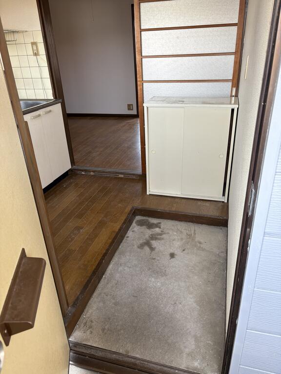 タナベハイツの玄関写真