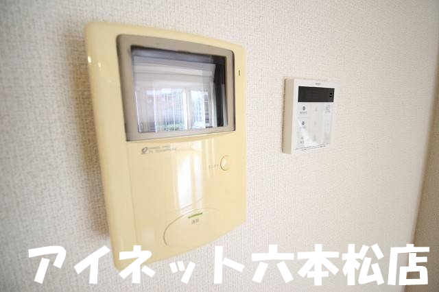 セキュリティ　モニター付きで安心ですね。