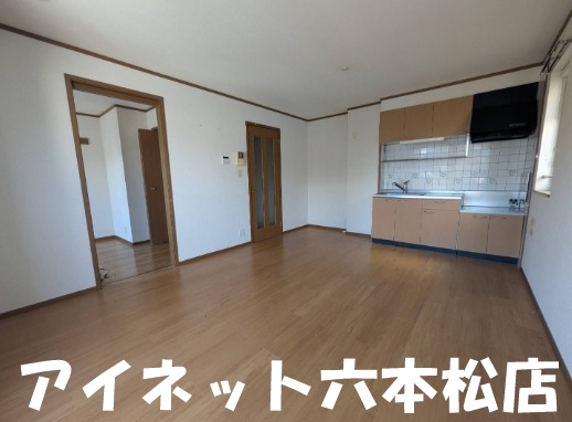居室・リビング　広々としていいですね。