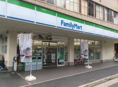 コンビニ　ファミリーマート 新町高辻店（コンビニ）まで97m