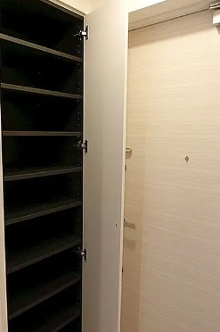 玄関　落ち着いた玄関です