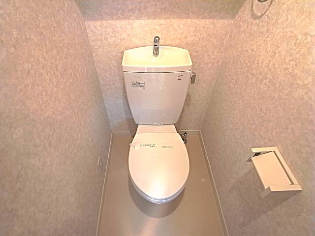 トイレ　清潔感のあるトイレです