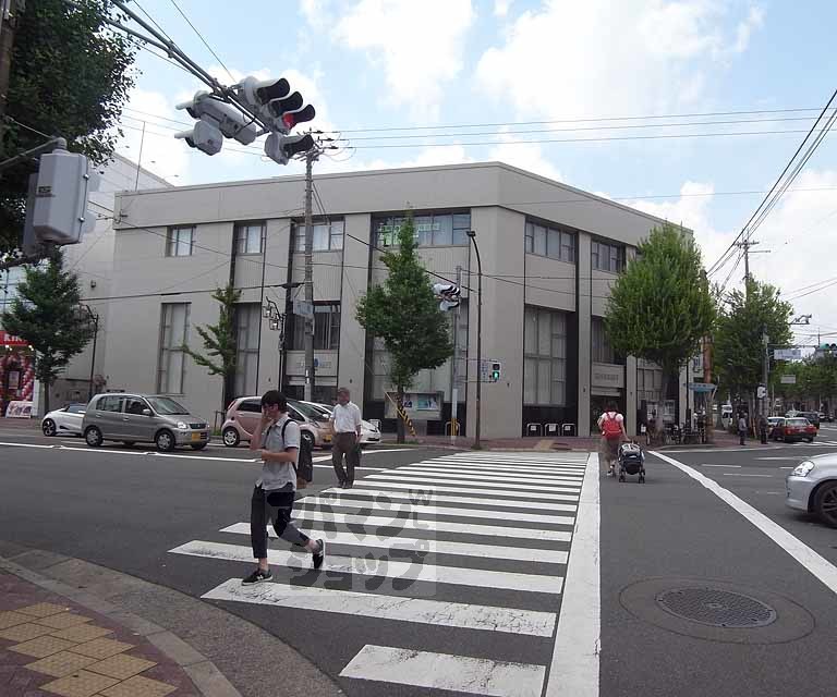 銀行　三井住友銀行 円町支店（銀行）まで450m