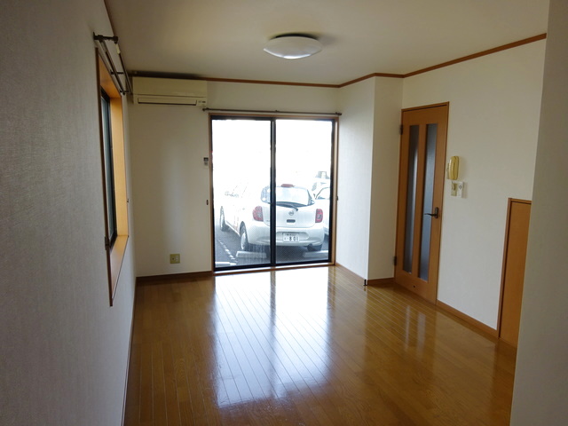 居室・リビング　※別部屋参考写真・現況優先※