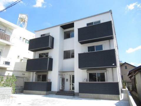 建物外観　外観写真（昼）