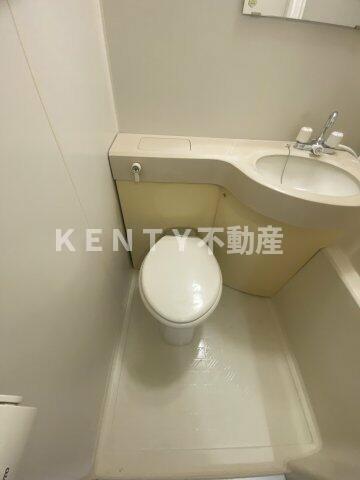 トイレ　コンパクトで使いやすいトイレです
