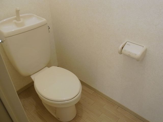 トイレ　手洗い付きのトイレ