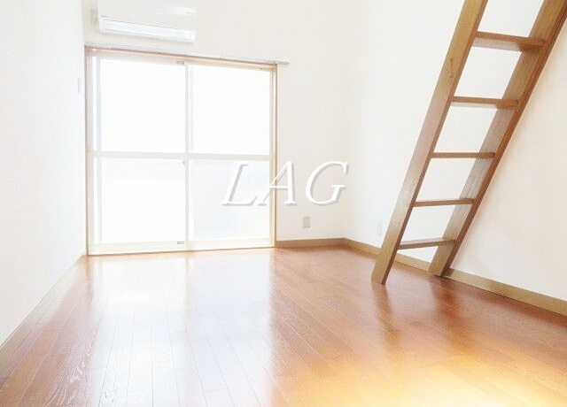 居室・リビング　洋室のお部屋です。