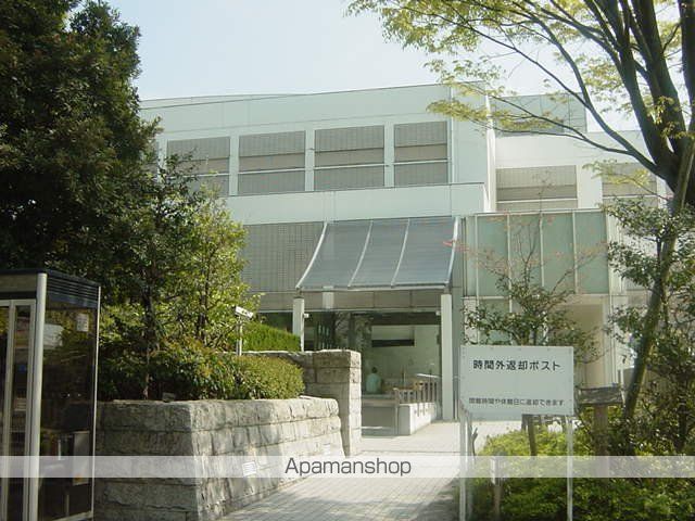 その他　岐阜県図書館（その他）まで616m
