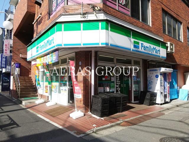 コンビニ　ファミリーマート 鷺宮駅前店（コンビニ）まで424m