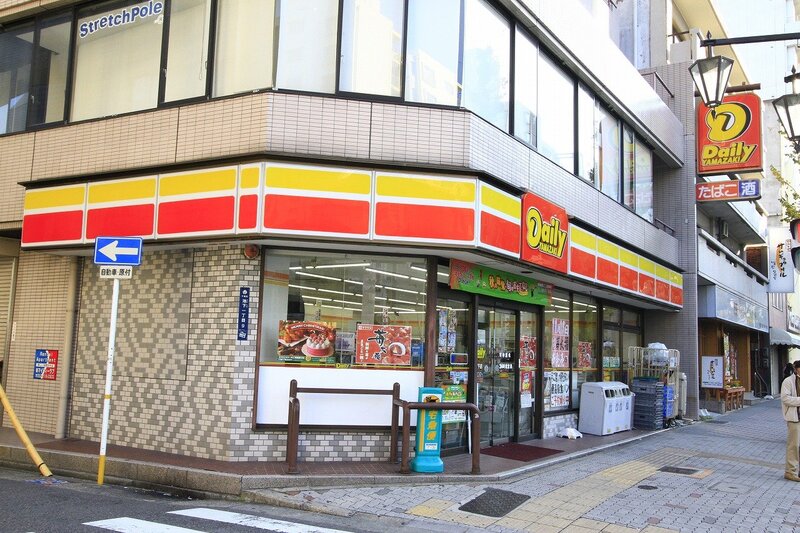 コンビニ　デイリーヤマザキ名古屋池下店（コンビニ）まで143m