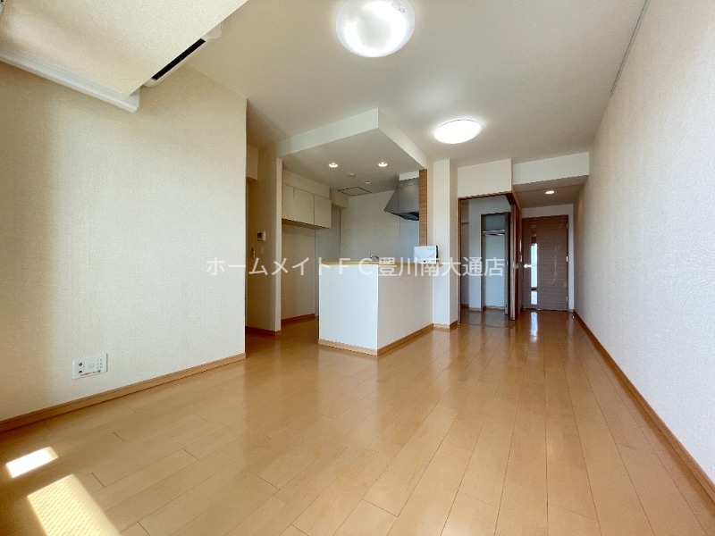 居室・リビング　同型別部屋写真
