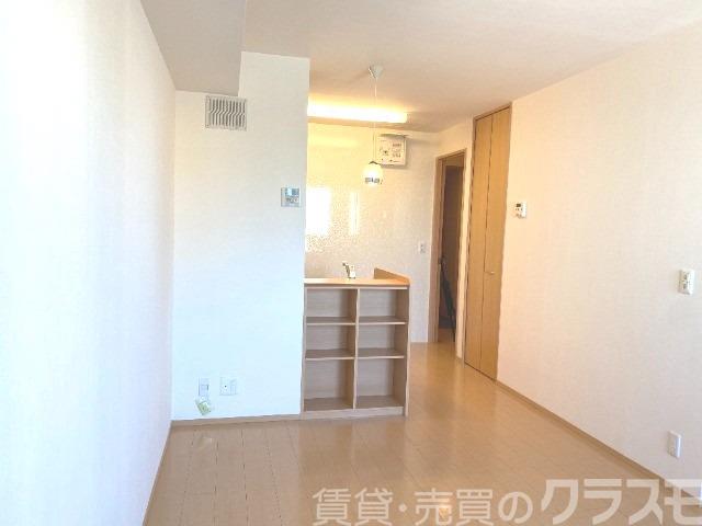 居室・リビング　カウンターキッチンです♪