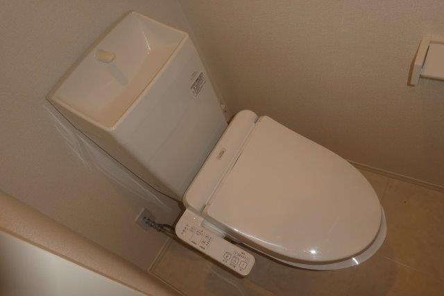 トイレ　ウォシュレット
