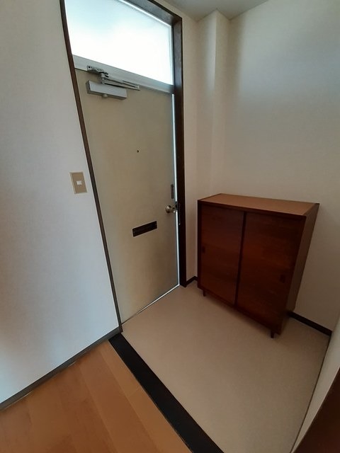 玄関　図面と現状に相違がある場合には現状を優先