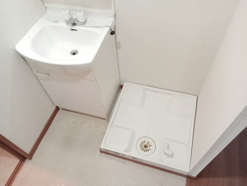 洗面設備　同仕様