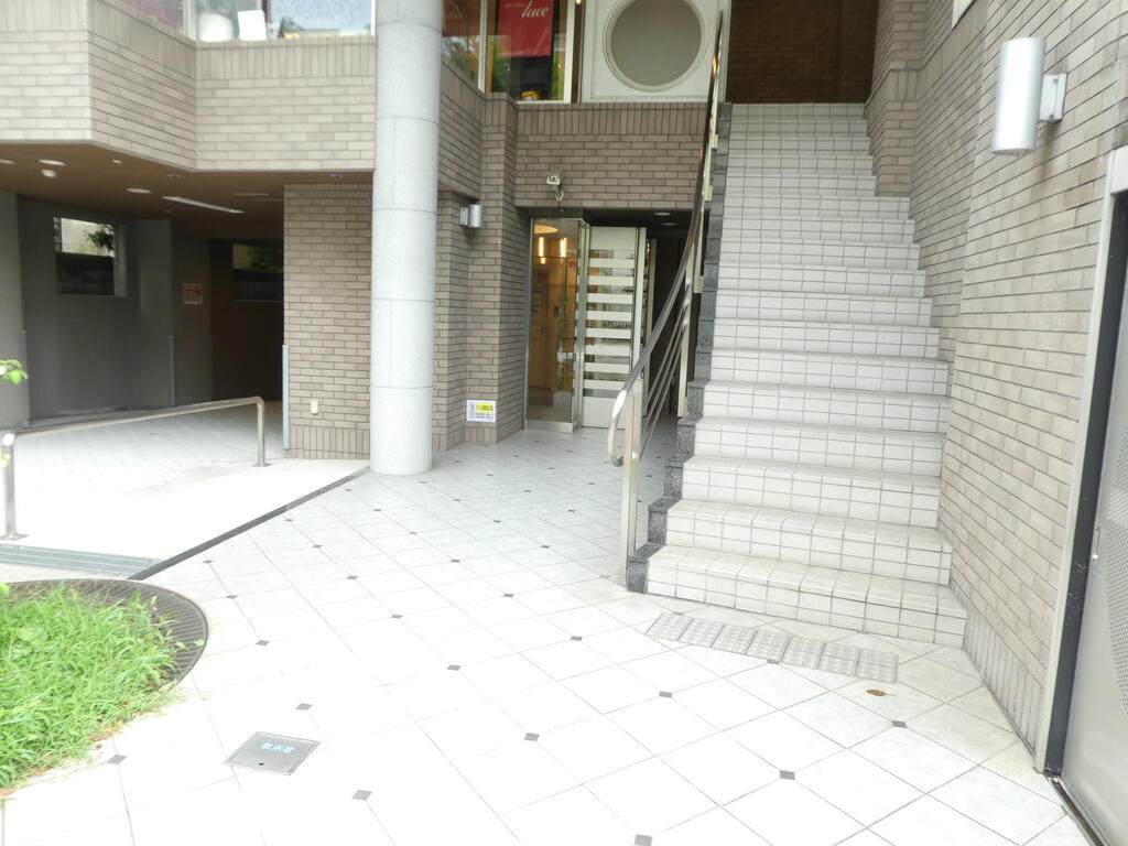 ロイヤルメゾン宝塚の外観写真