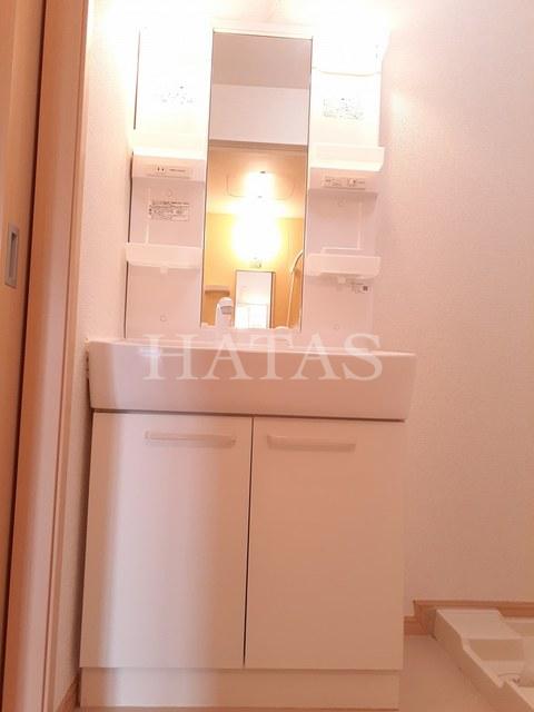 洗面設備　同物件別部屋です。
